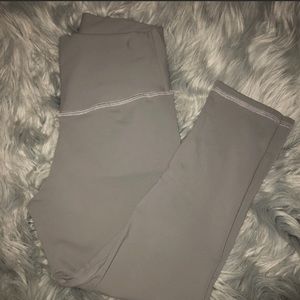 Abs2b fitness Capri cropped legging high rise